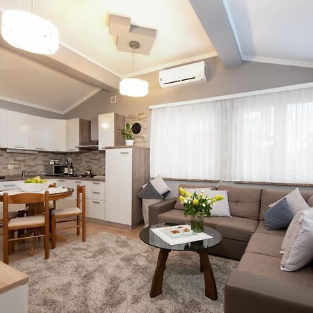 Apartman Slavica リエカ エクステリア 写真